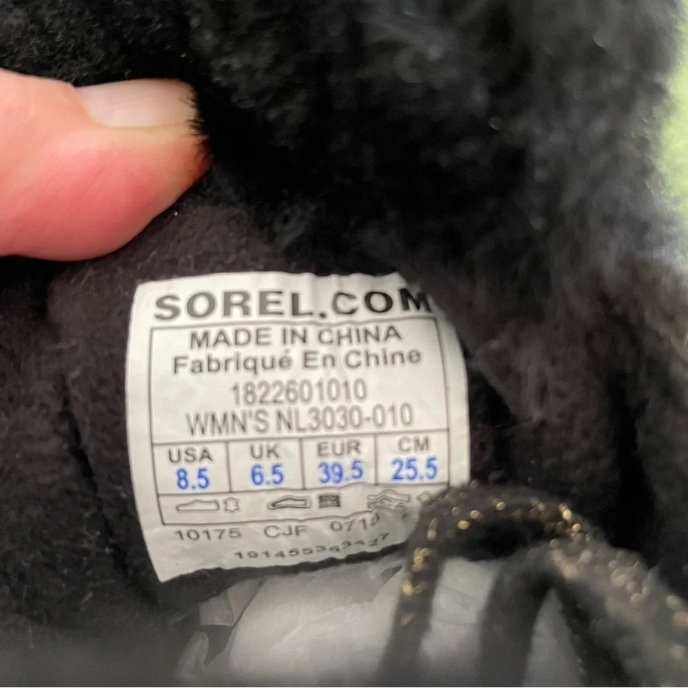 Sorel JOAN OF ARCTIC 11 Waterproof Fleece Lined Boots in Black Leather & Suede